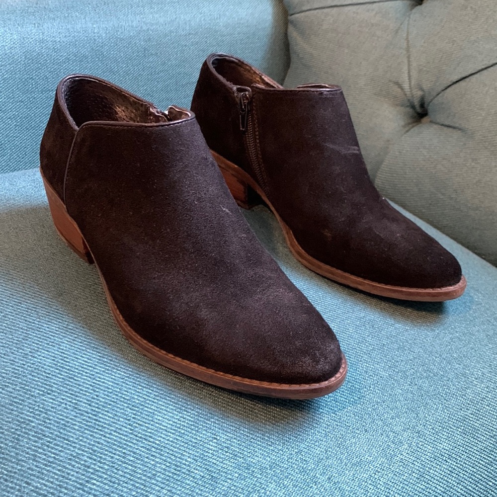 Lucky Brand Suede Booties Size 8